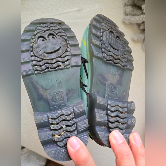 Western Chief, Tropic‎ Shark Lighted Rainboot, Teal, Size Toddler 9 - Picture 5 of 9